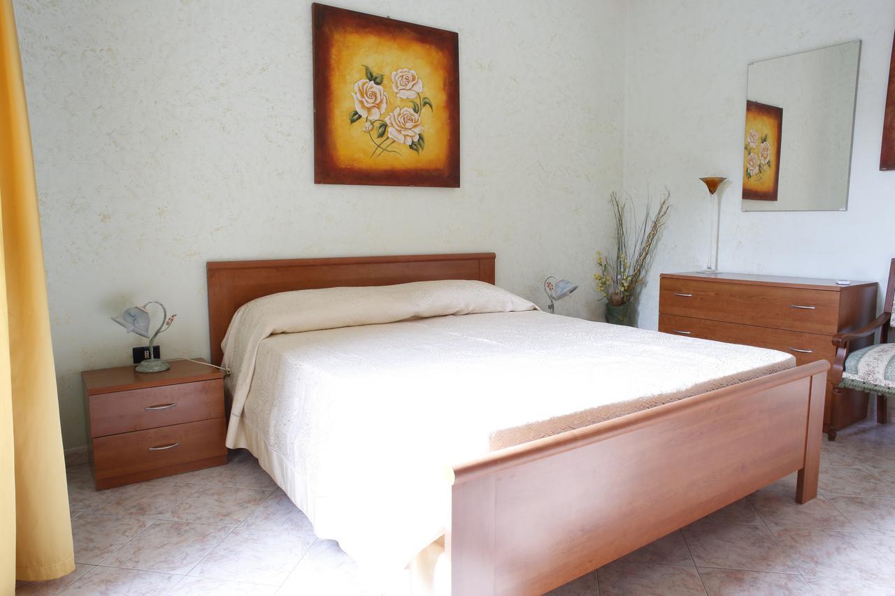 Veganb&B Cherry Room Syracuse Bagian luar foto
