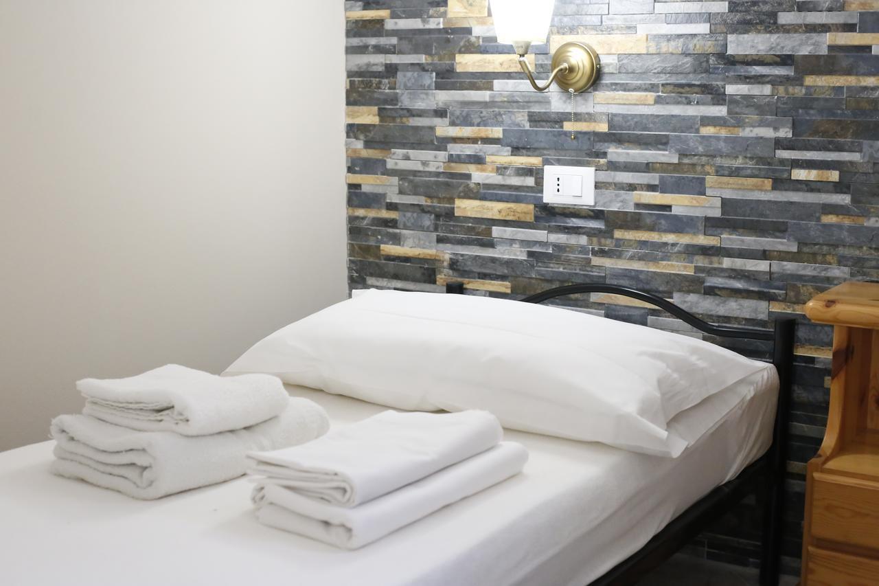 Veganb&B Cherry Room Syracuse Bagian luar foto